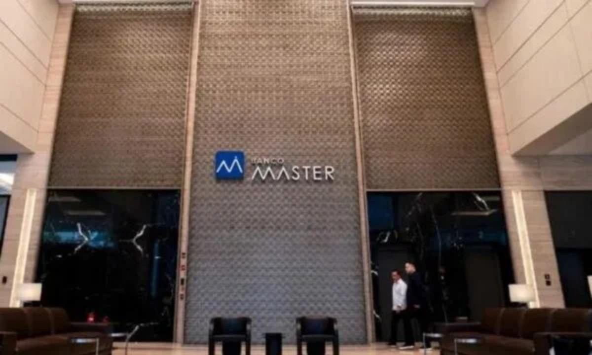 Master investiu dinheiro captado com CDBs em fundos nos quais o banco era o único cotista