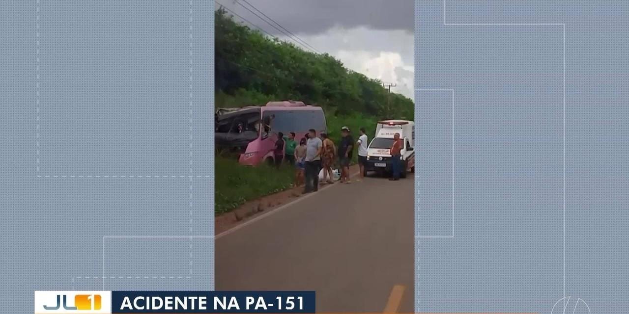 Um micro-ônibus que faz a linha Belém-Cametá se envolveu em um acident | G1