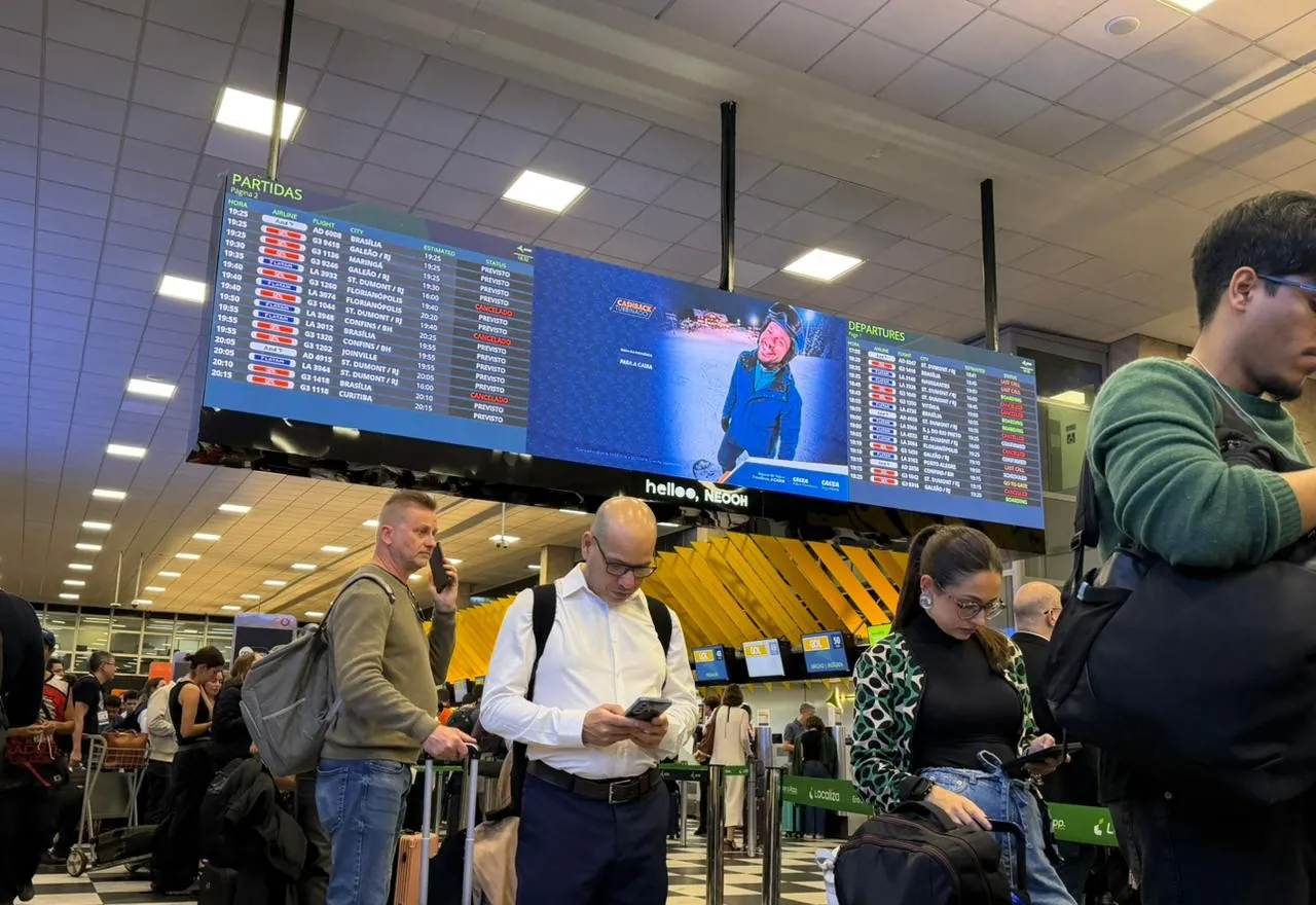 Aeroporto de Congonhas tem voos cancelados para o Santos Dumont após suspensão da operação no Rio