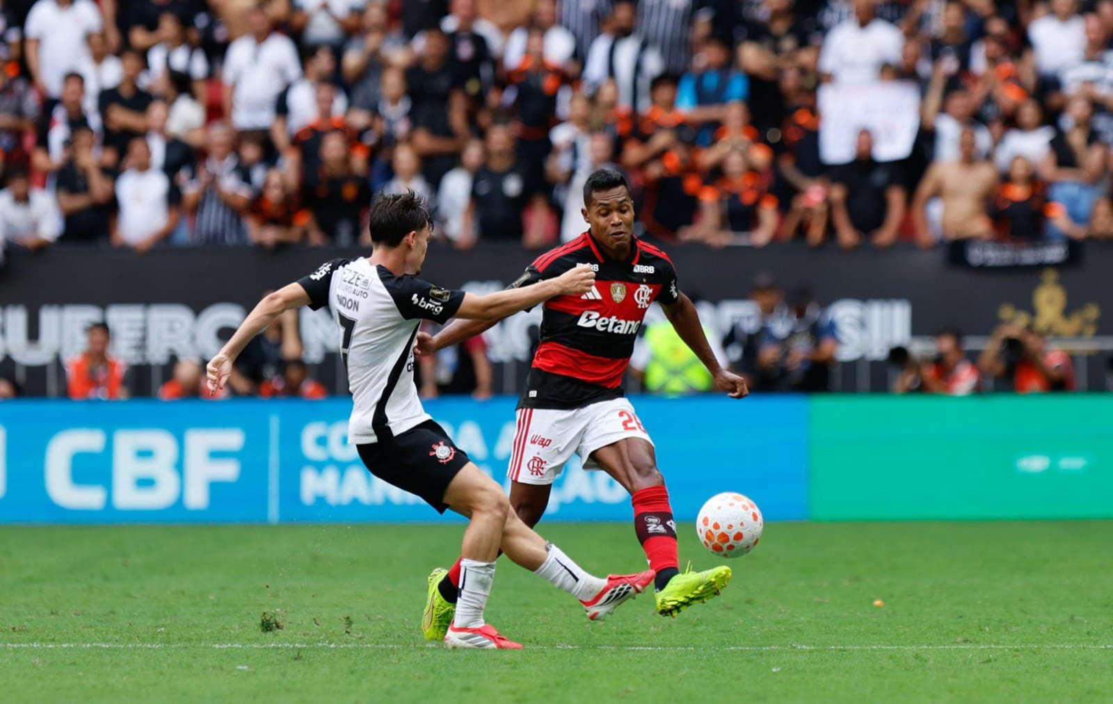 Após Supercopa, confira os próximos jogos de Corinthians e Flamengo