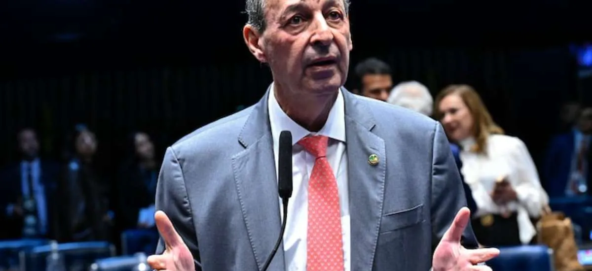 Atlas: Omar Aziz tem 33% no 1º turno contra 29% de Maria do Carmo; veja números do Amazonas