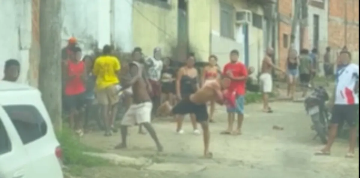 Bateau Mouche: PM mata chefe do tráfico e resgata caminhoneiro | G1