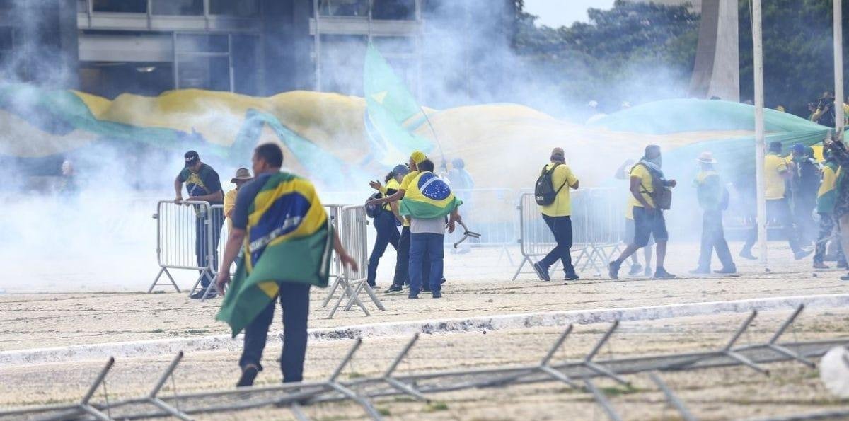 Após veto de Lula, relator da dosimetria protocola PL da Anistia no Senado