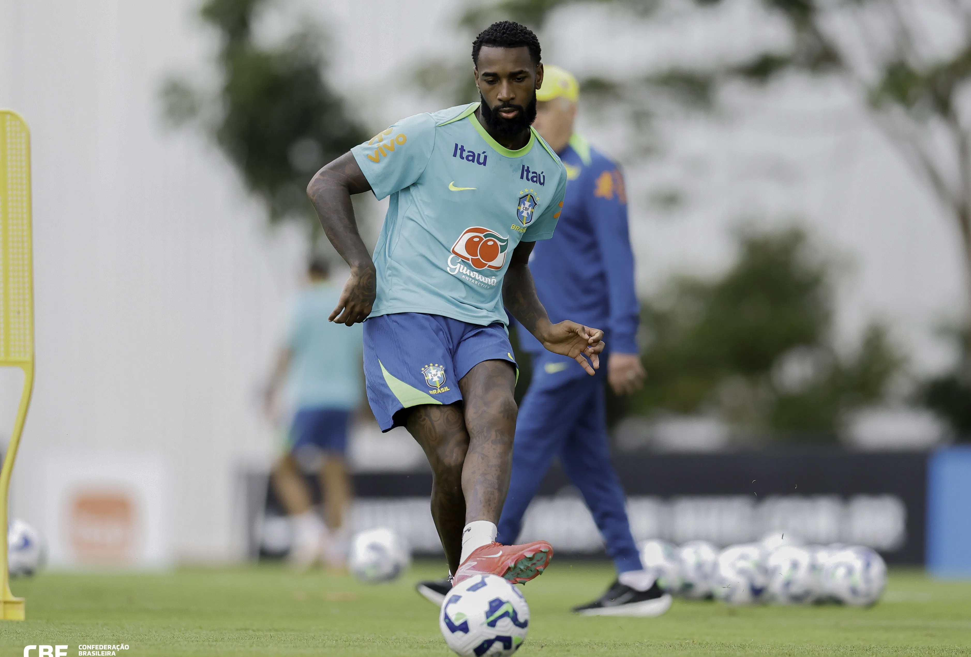 Ficaram para trás: jogadores antes bem cotados na seleção perdem espaço na reta final do ciclo