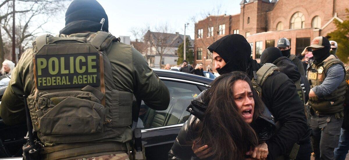 Exército dos EUA coloca 1,5 mil soldados de prontidão para possível envio a Minnesota