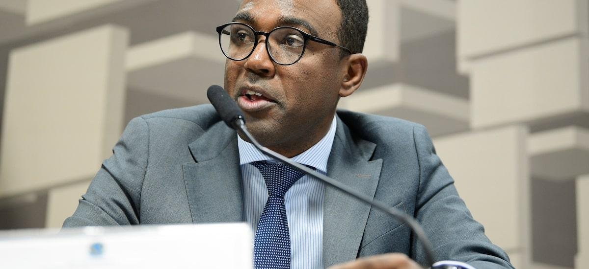 Veja quem é Ailton de Aquino, diretor do BC convocado para acareação no STF sobre o Banco Master