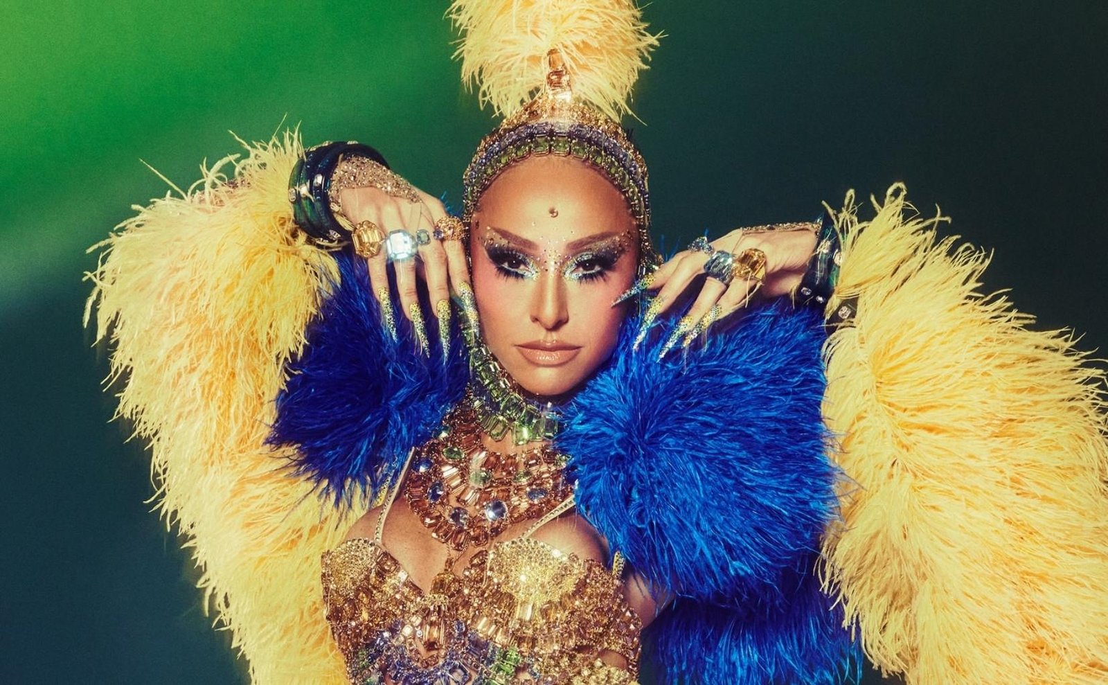 Sabrina Sato expõe intimidade com Nicolas Prattes: "O tempo inteiro"