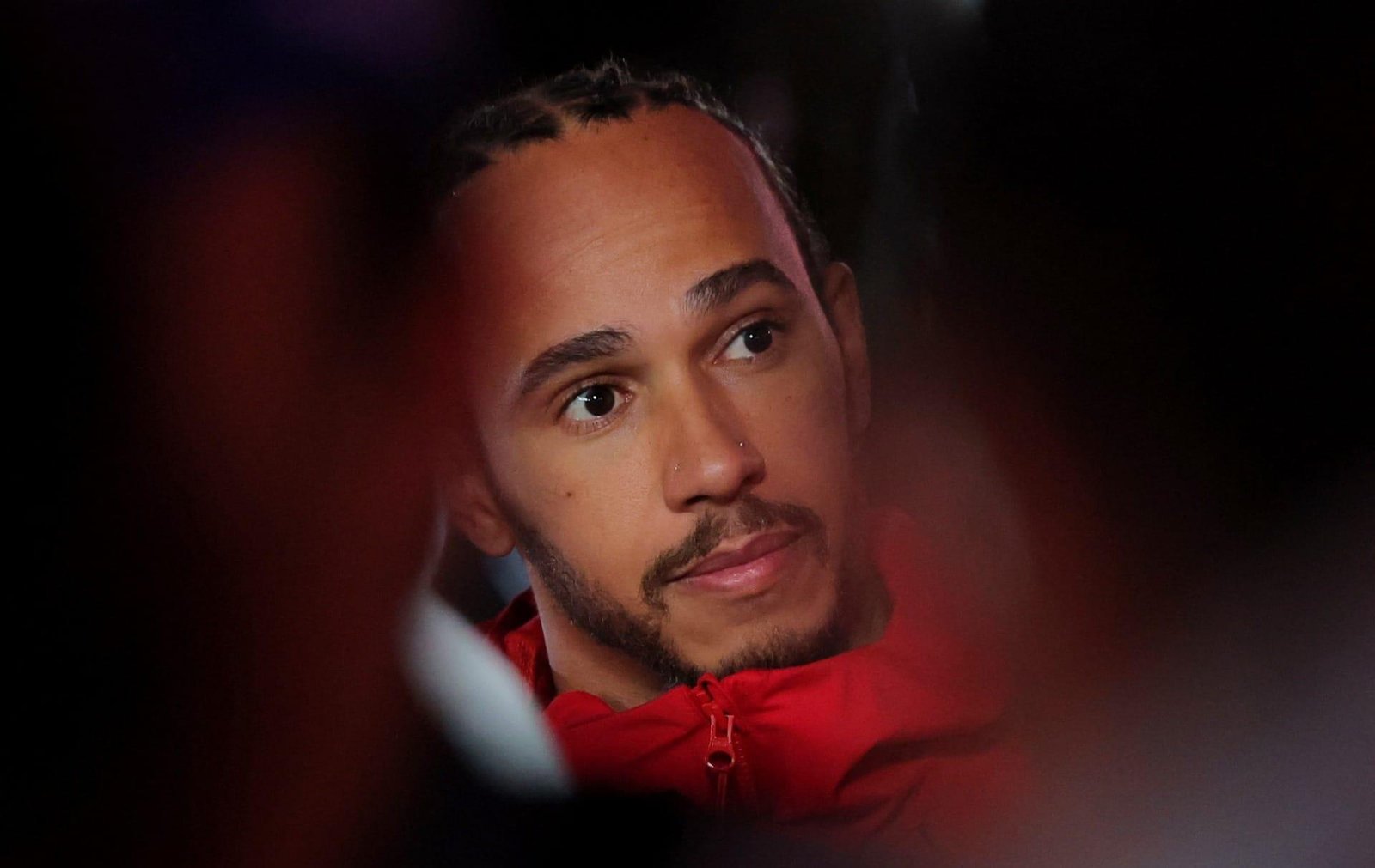 Jornal diz que Lewis Hamilton e Kim Kardashian tiveram 'encontro romântico'