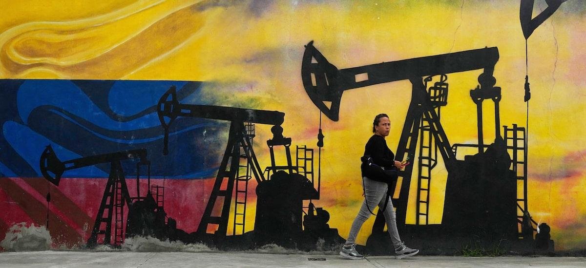 EUA querem controlar venda de petróleo da Venezuela ‘indefinidamente’, diz secretário de Energia