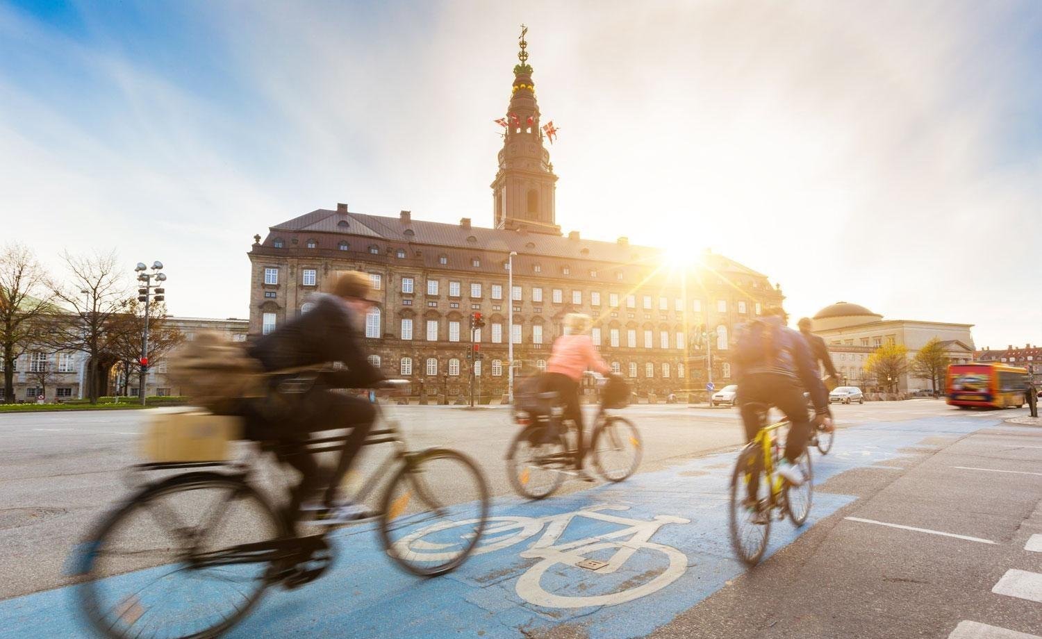 As medidas extremas que países adotam para combater o turismo excessivo | G1