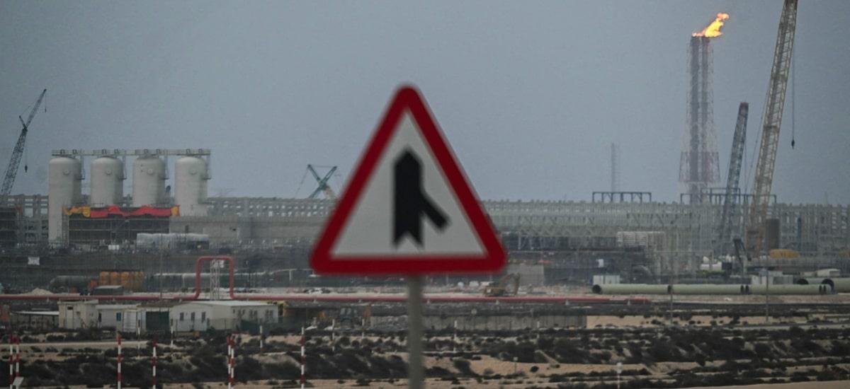 Preços do gás na Europa disparam após paralisação de produção no Catar abalar mercado