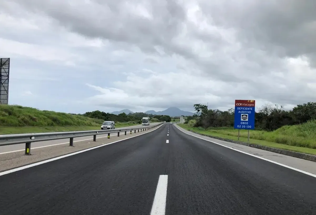 Após fortes chuvas, ViaLagos reforça plano de ação nas rodovias | G1