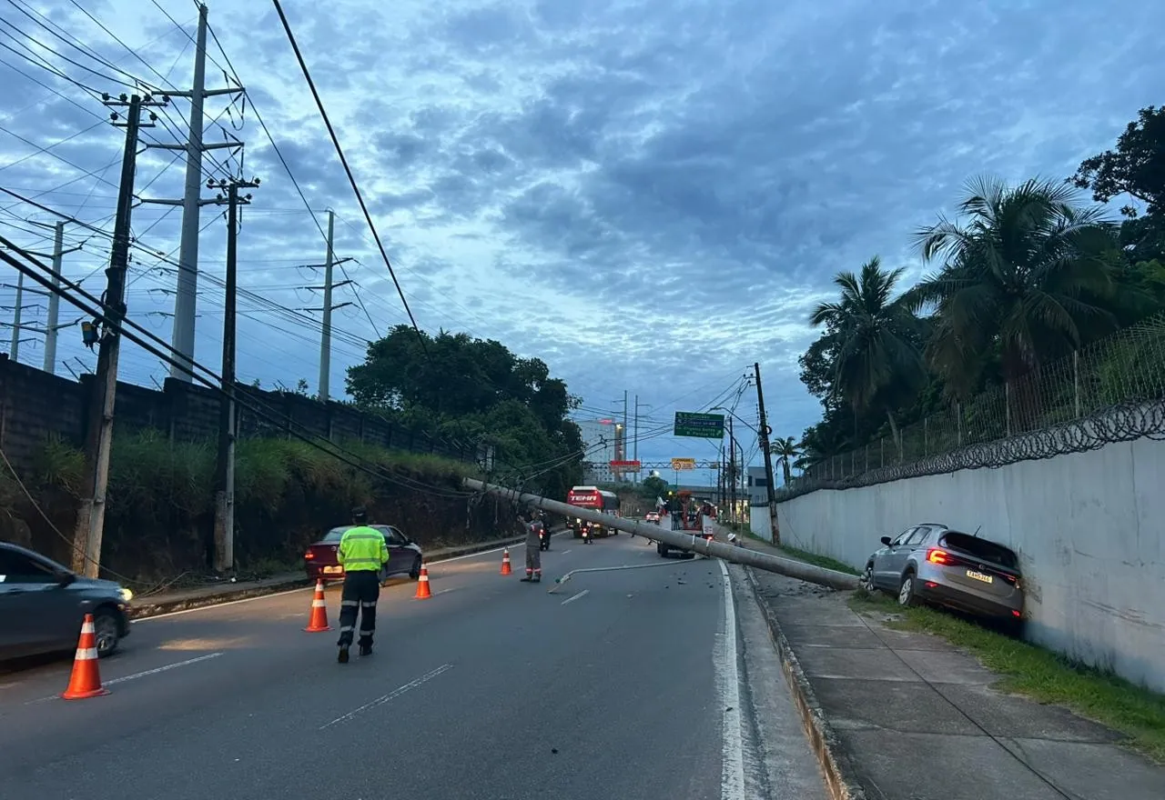Acidente na Avenida das Torres em Manaus causa 10 km de filas | G1