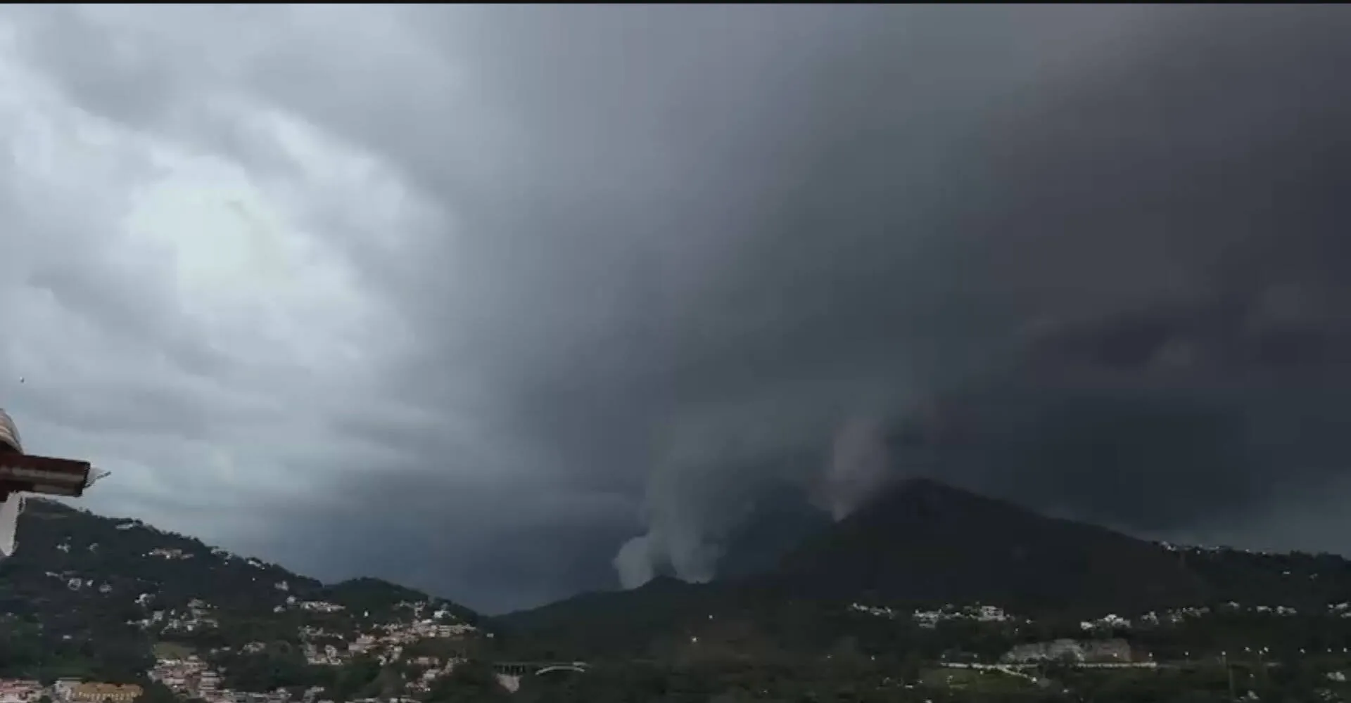 Chuva provoca inundação em cidades da Grande BH; VÍDEOS | G1