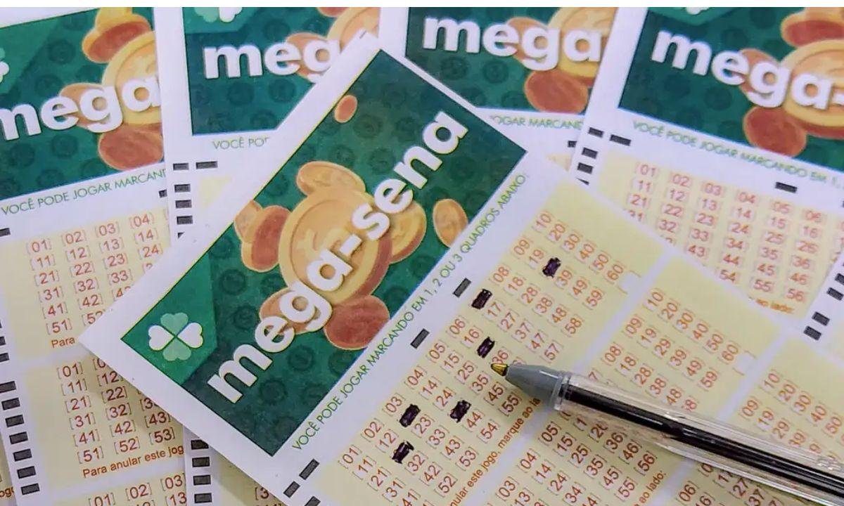 Mega-Sena acumula e prêmio chega a R$ 160 milhões; veja números