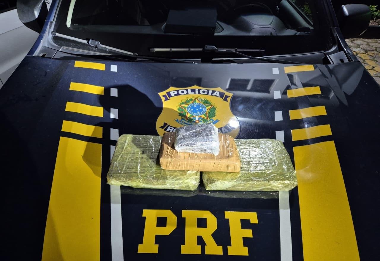 Homem é preso com drogas em carro roubado na Fernão Dias em Vargem | G1