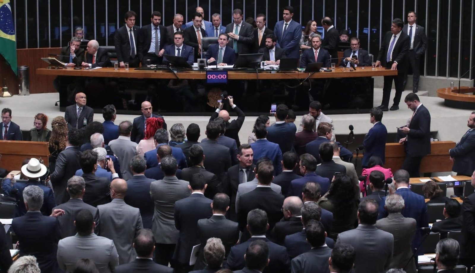 Entenda a diferença entre dosimetria e anistia aos condenados do 8/1