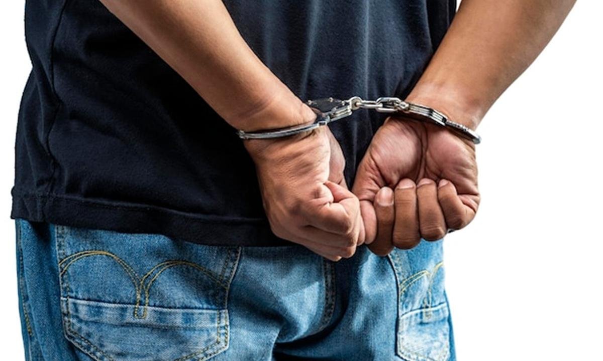 Policial civil é preso por estuprar detenta dentro de delegacia