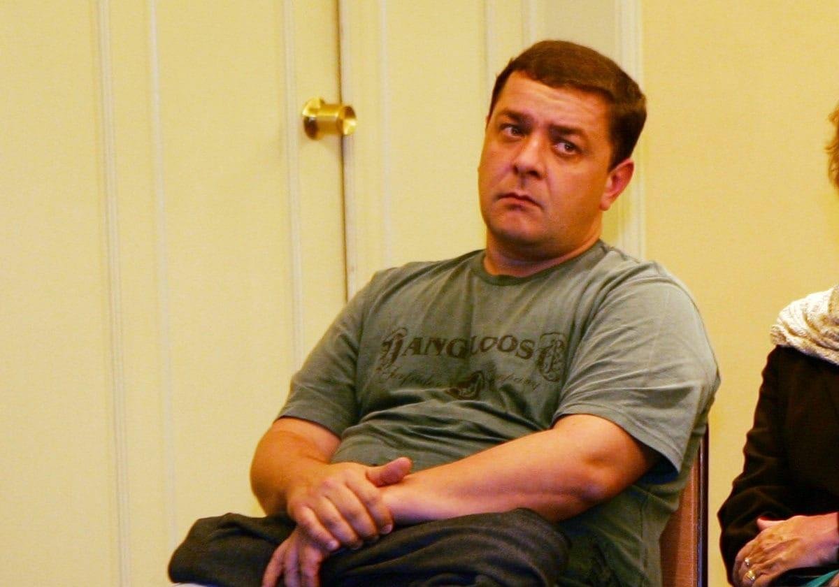 Dino suspende ordem da CPI para quebrar sigilos de lobista ligada a Lulinha