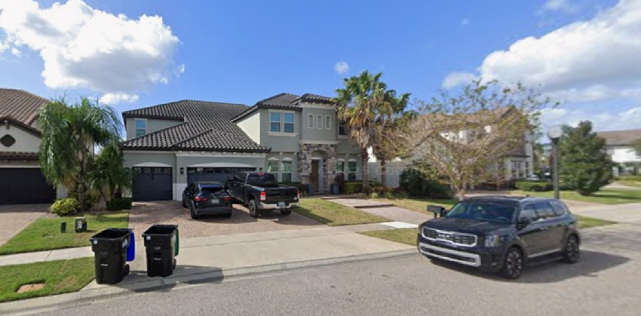 Casa onde mulher do cantor Henrique foi presa custa 1,6 milhão | G1