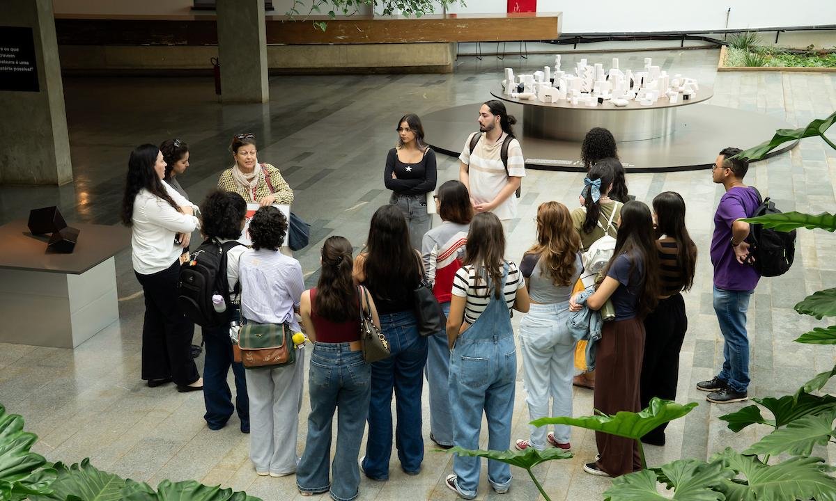 Sergio Camargo: exposição conquista estudantes de arquitetura do IESB