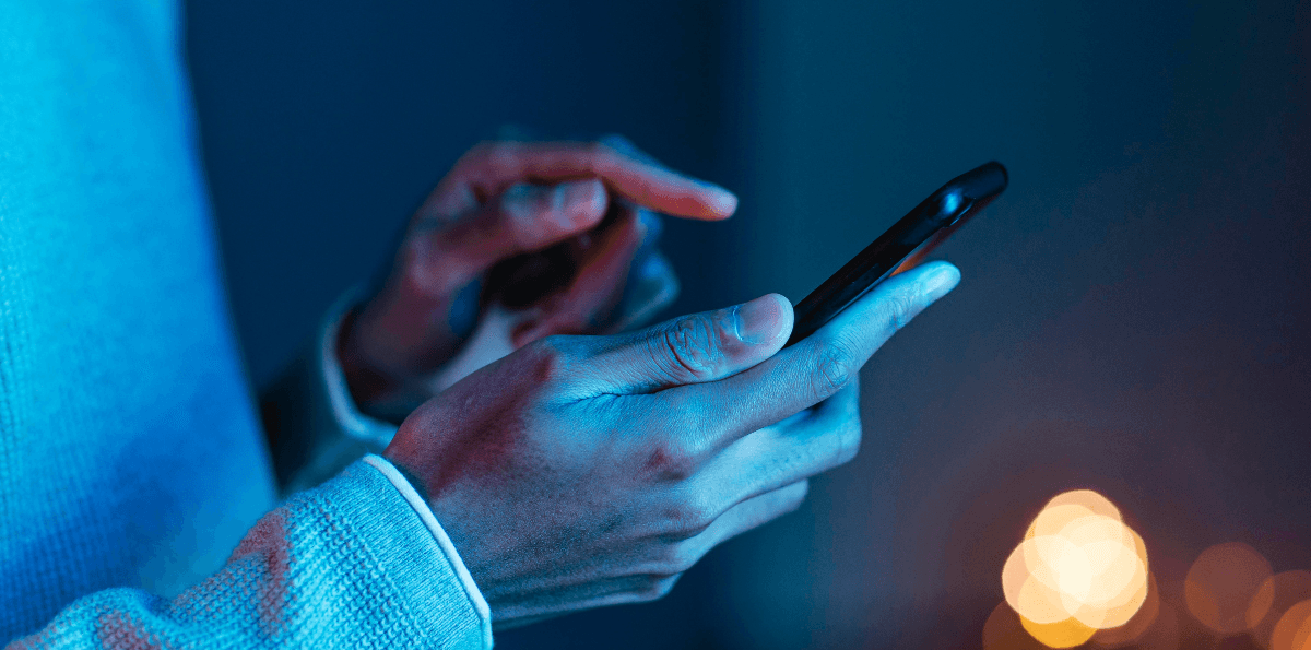 Veja dicas essenciais para proteger seu celular nos blocos de Carnaval