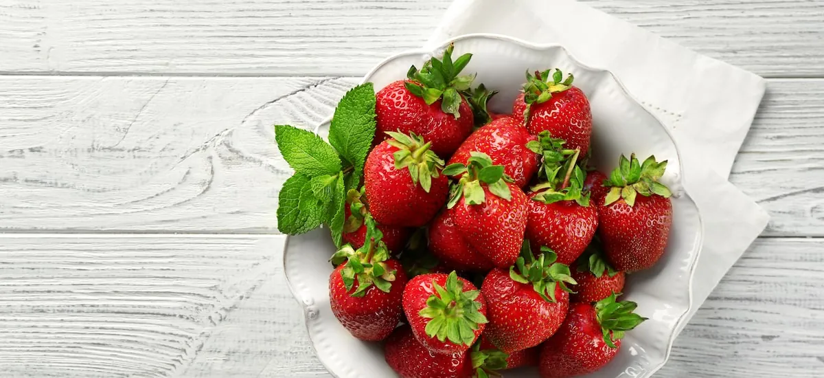 3 frutas ricas em vitamina C que você precisa ter em casa