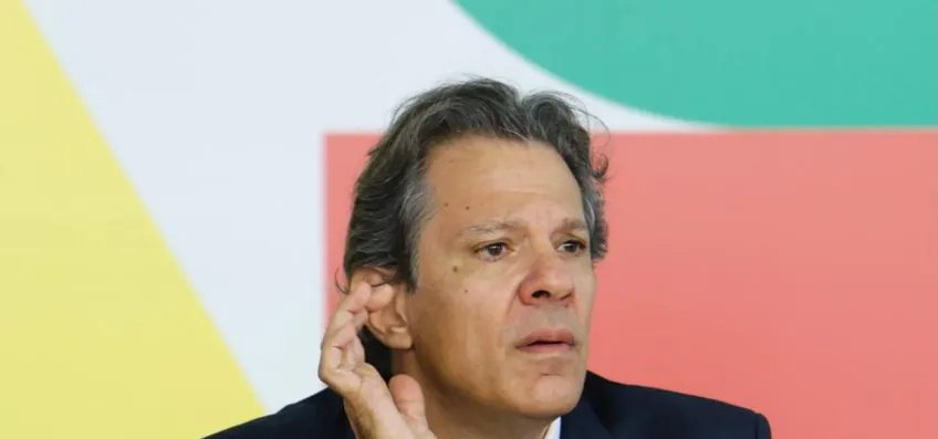Haddad critica Milei e internautas sugerem notas de correção no X