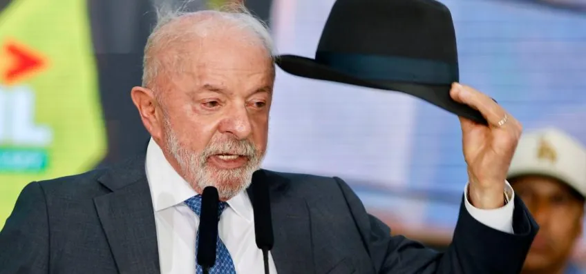 49% desaprovam e 48% aprovam trabalho de Lula, diz Datafolha