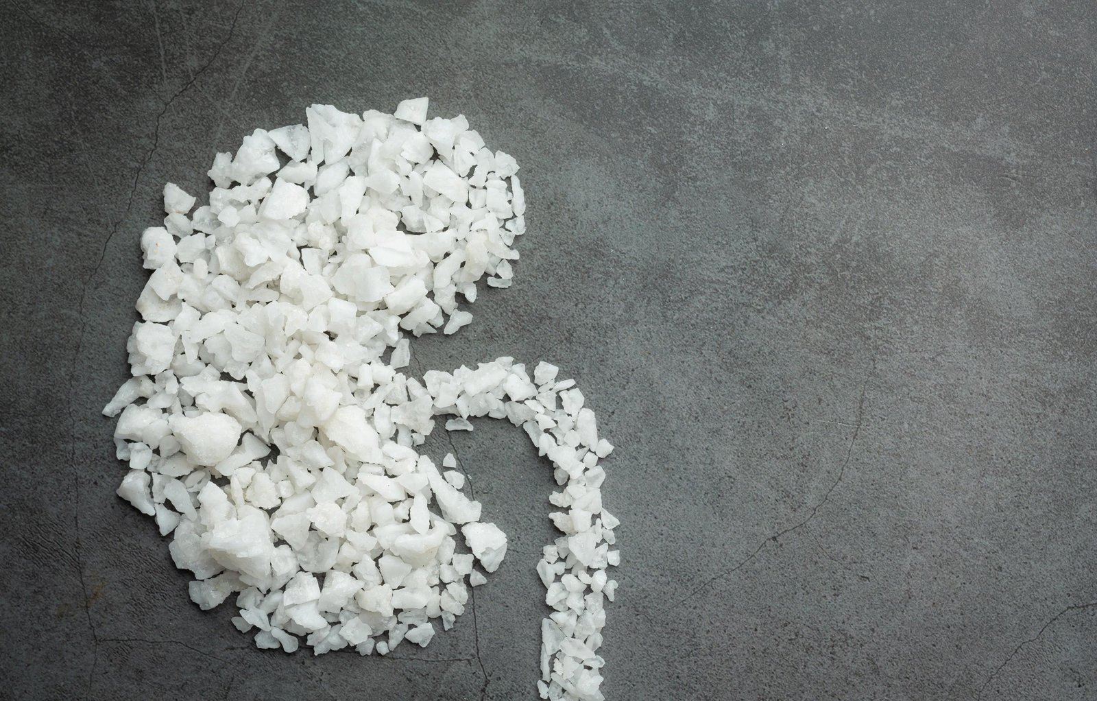 Cientistas criam 'minirrobôs' que podem dissolver pedras nos rins dentro do corpo sem cirurgia | G1