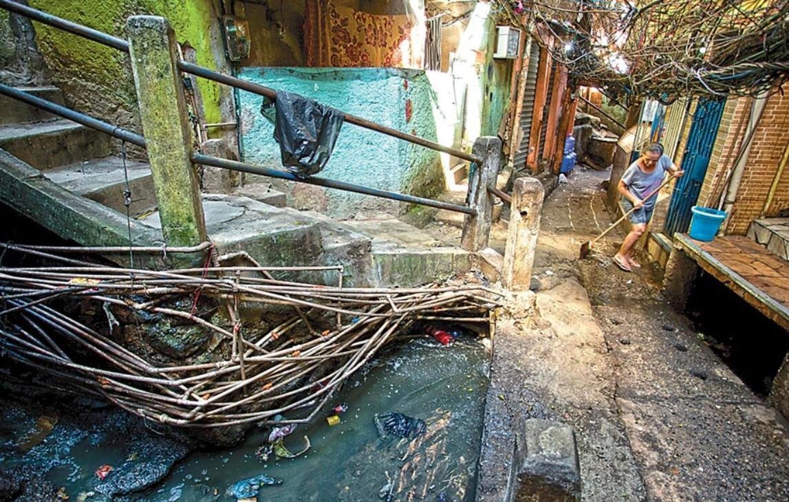 Moradores da Rocinha criticam intenção da prefeitura de construir terminal de transporte na favela: 'Prioridade é saneamento básico'