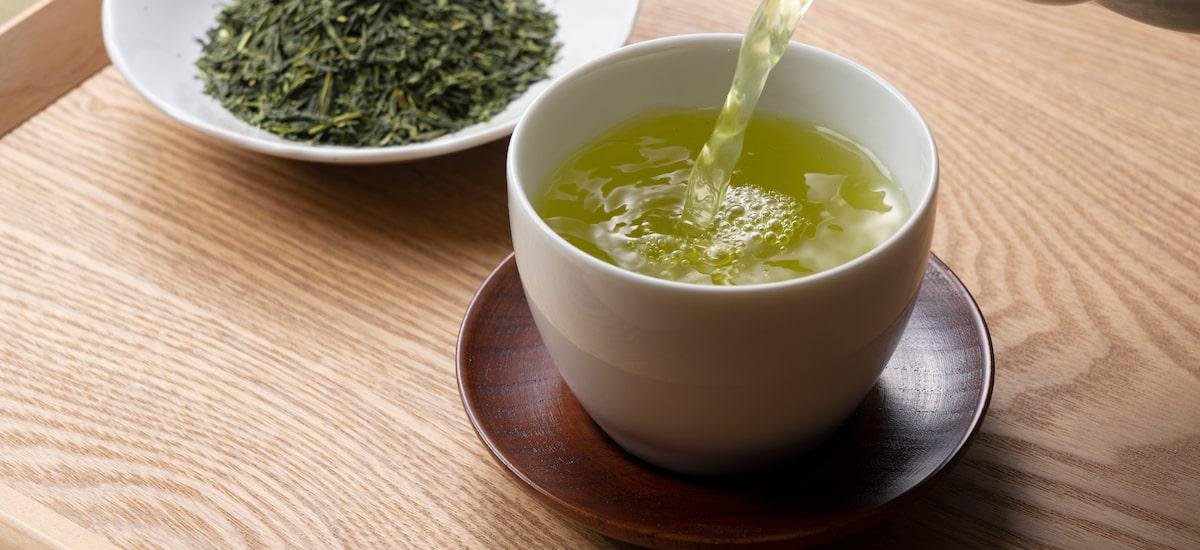 Chá verde: por que tomar e como fazer em casa