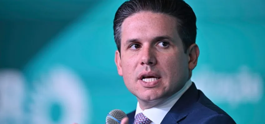 Motta diz que falou com Frias, mas nega ter autorizado missão