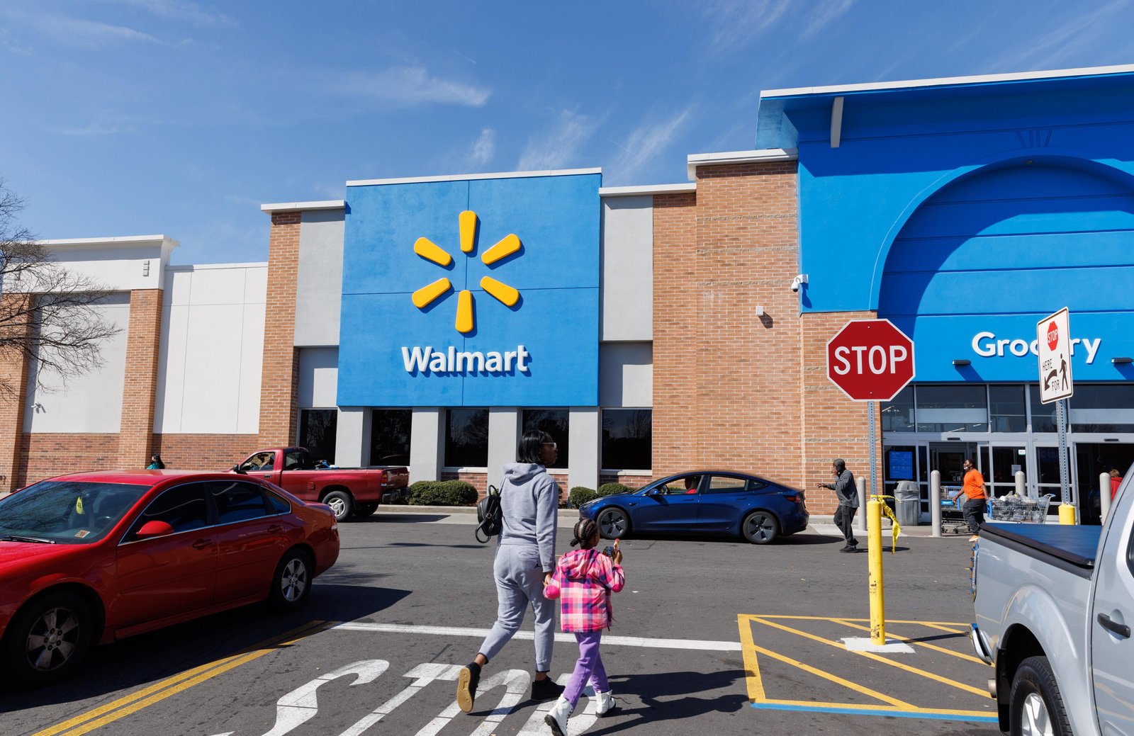 Walmart se junta às big techs entre as empresas avaliadas em mais de US$ 1 tri nos EUA