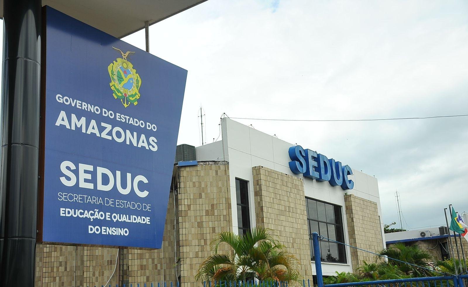 TCE apura contrato de R$ 1,3 bilhão da Seduc Amazonas sem licitação | G1