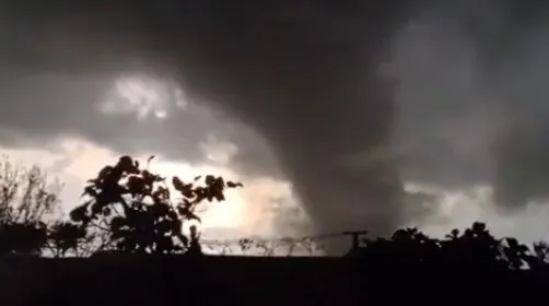 Tornado que deixou feridos e 'danos severos' no RS foi gerado por 'supercélula de tempestade'; entenda