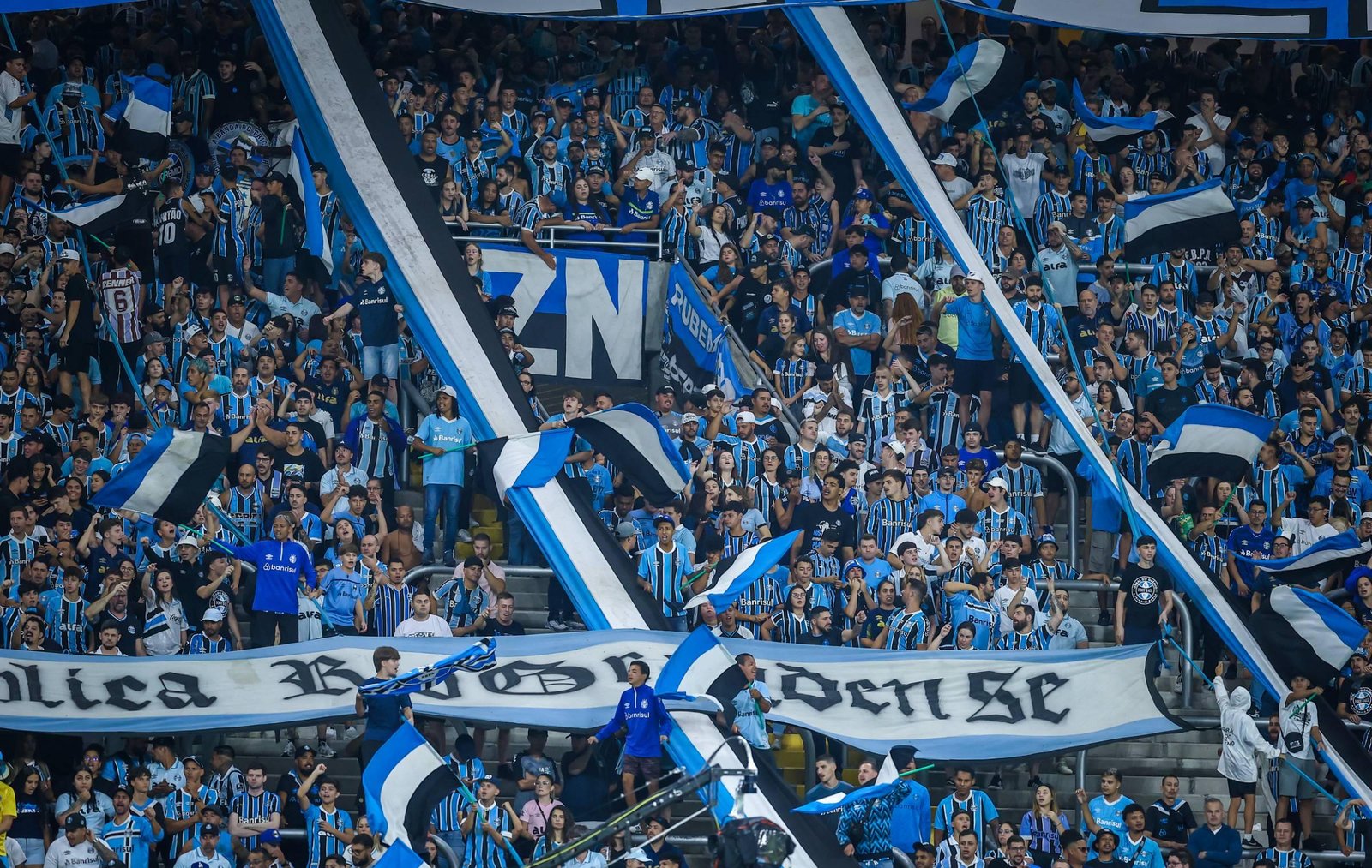 Grêmio realizará treino aberto para arrecadar doações a vítimas em MG