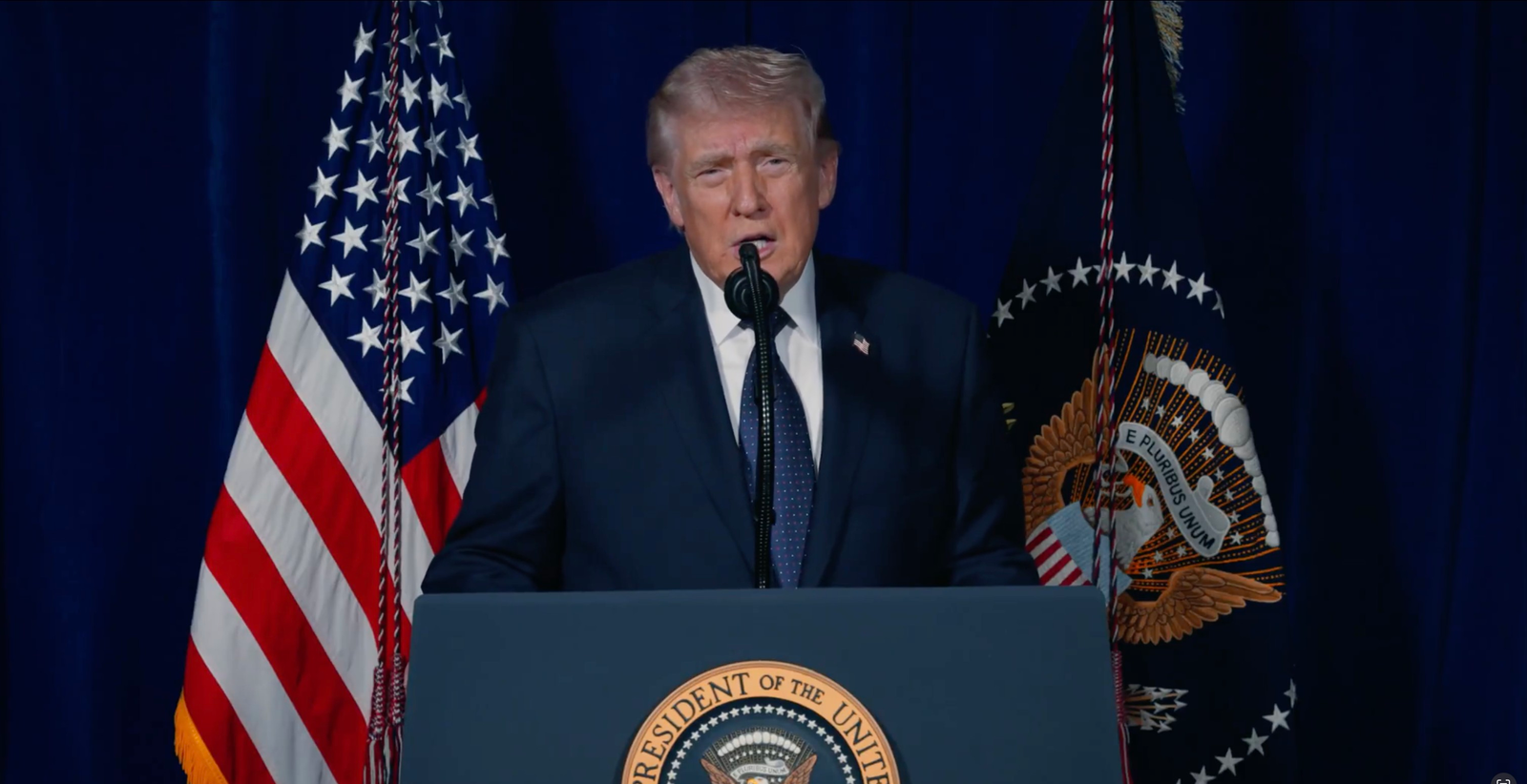 Trump promete vingar morte de militares americanos no Irã e diz que há risco de mais baixas; vídeo