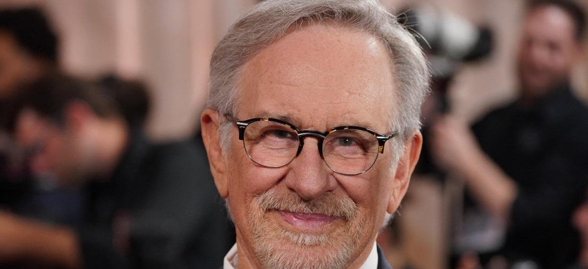 O que é EGOT, e quais artistas pertencem ao grupo do qual Spielberg agora faz parte?