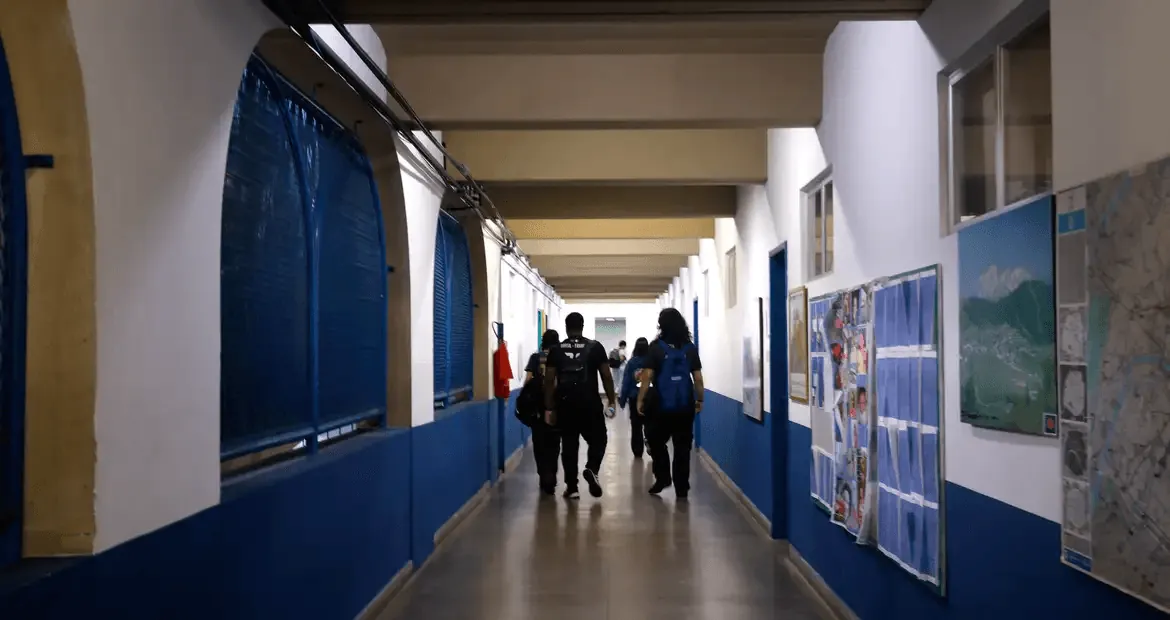 Casos de bullying e cyberbullying crescem 67% no Brasil