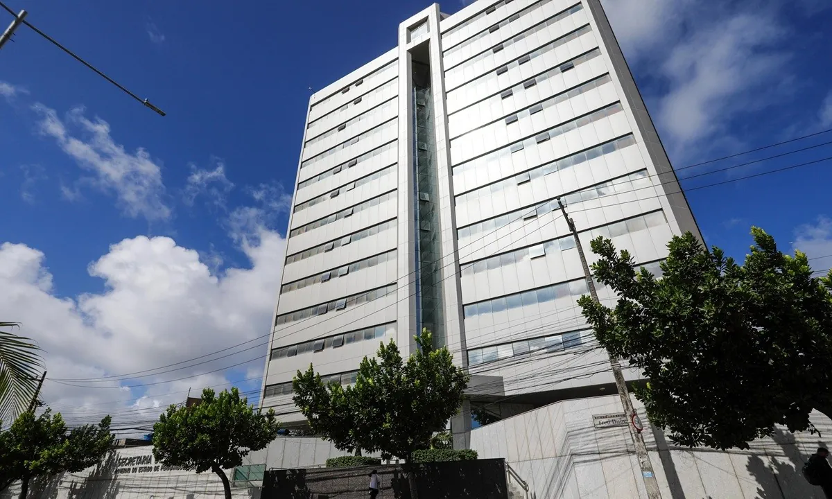 Pernambuco abre 831 vagas na saúde com salário de até R$ 12,3 mil | G1