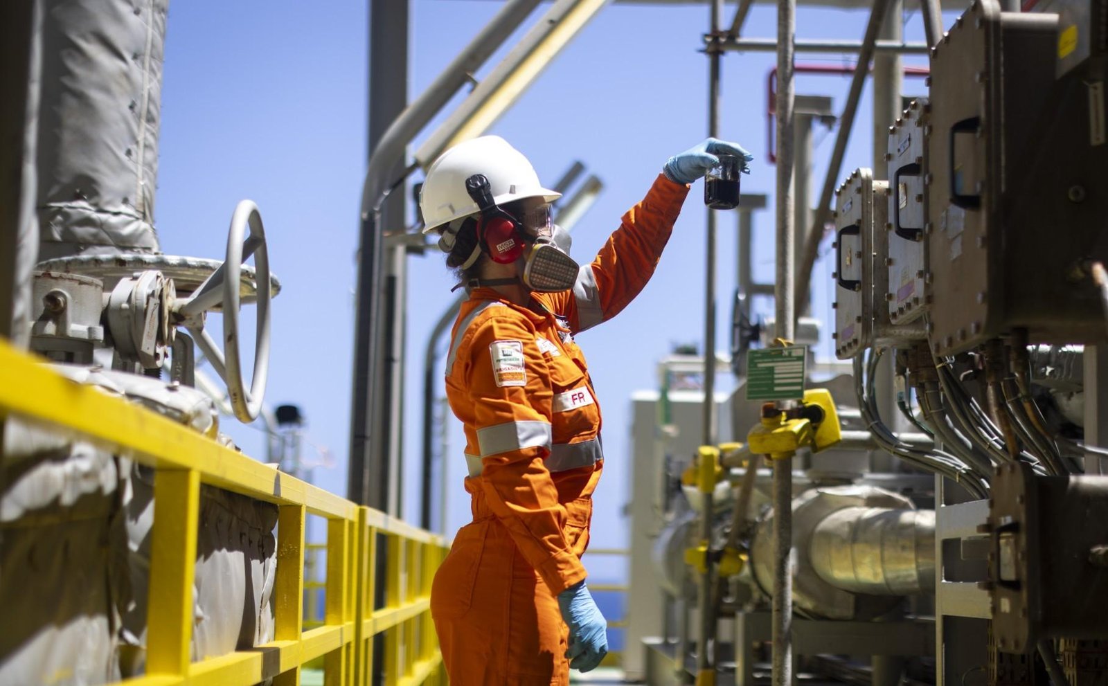 Petróleo a US$ 80 adicionaria US$ 11 bi na balança comercial e turbinaria o PIB do Brasil, diz Bradesco