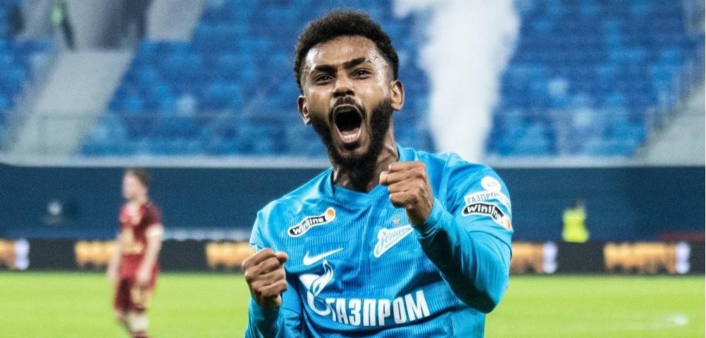 'Quer jogar sempre': treinador do Zenit exalta paixão de Wendel, vinculado a times do Brasil, e relembra multa por atraso