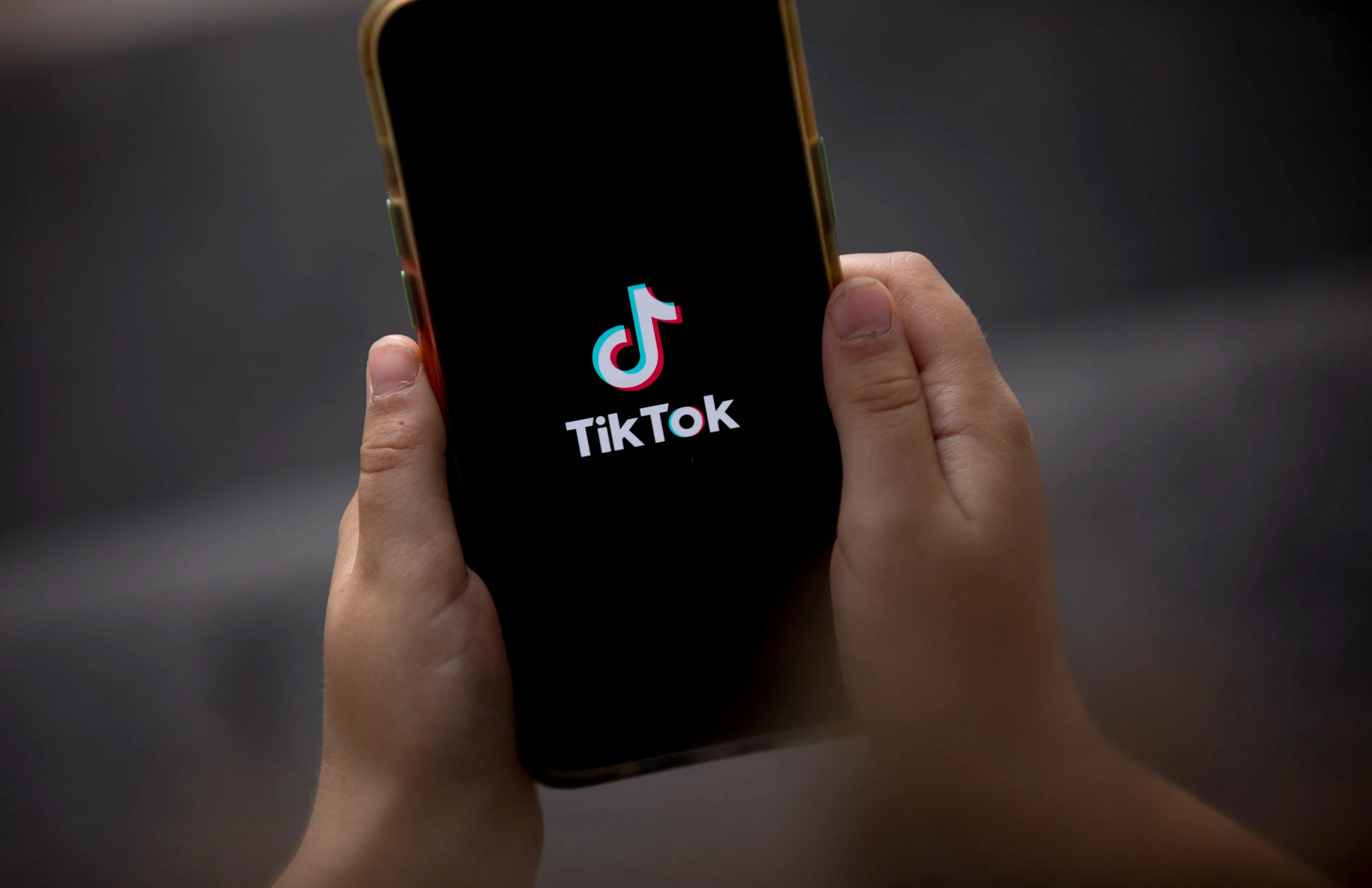 ANPD multa TikTok em R$ 153,7 milhões por falhas no tratamento de dados de crianças e adolescentes