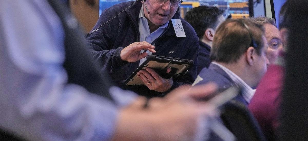 Wall Street teme tensões com a Groenlândia, mas vê ‘Taco’ e Suprema Corte como barreiras
