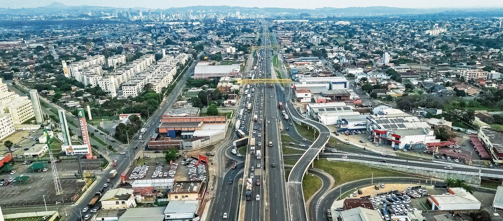 BR-116 ultrapassa BR-101 e se torna a rodovia mais perigosa do Brasil, aponta estudo