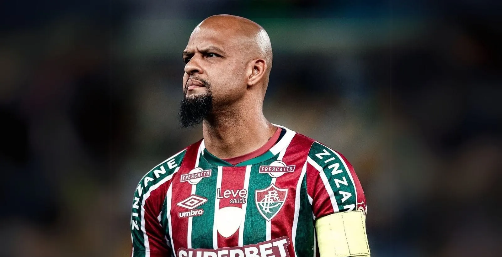 Felipe Melo é acusado de ameaça após briga com vizinha: "Ele é violento"