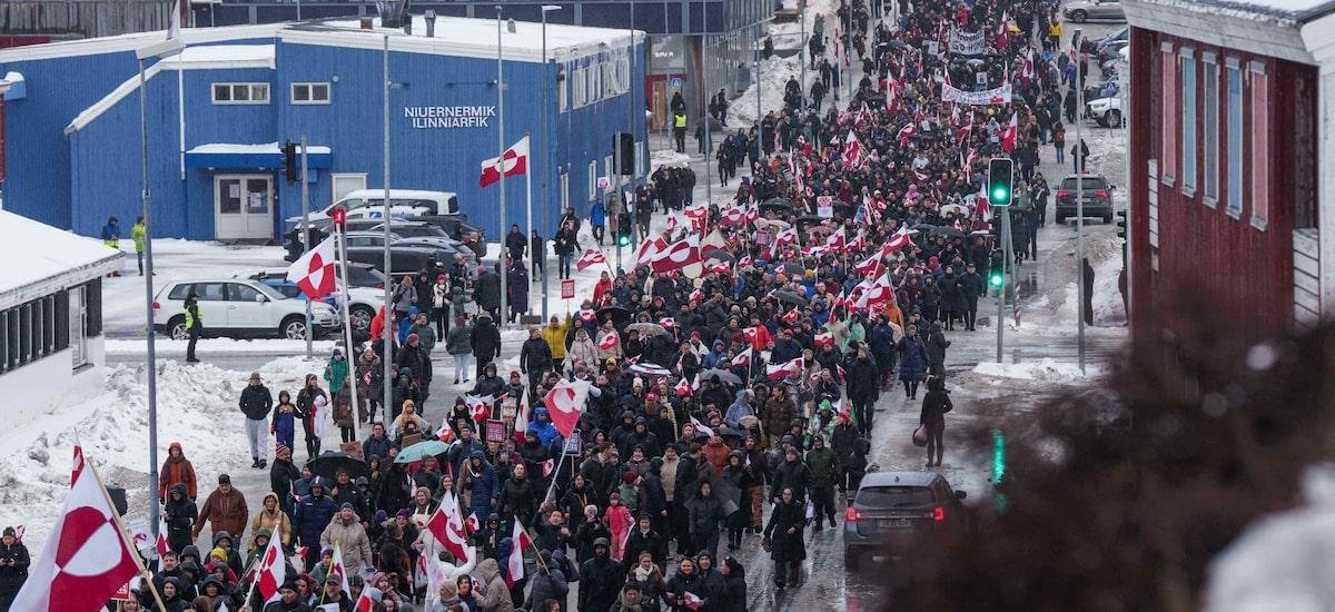 Sob tensão Europa x EUA pela Groenlândia, Trump e secretário-geral da Otan conversam por telefone