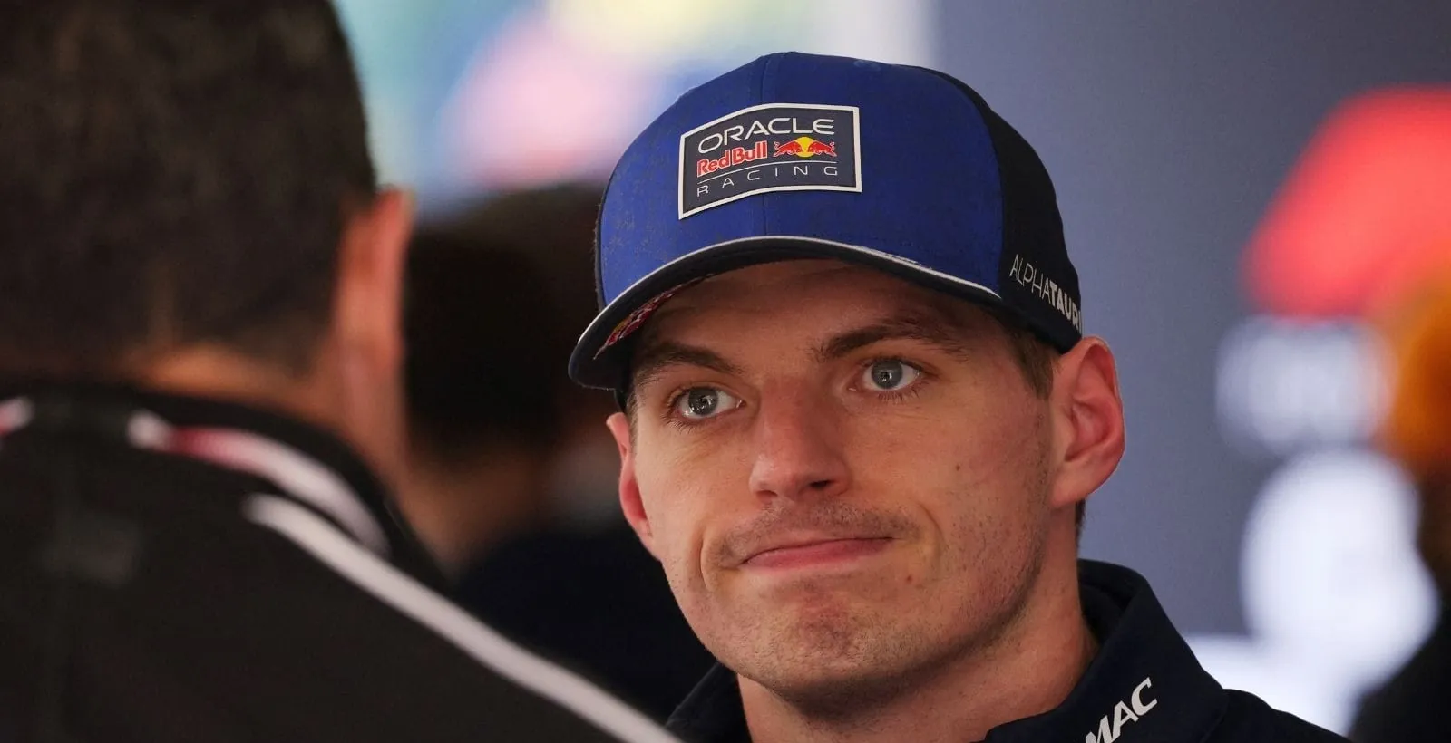 Verstappen detona carro da Red Bull na China: "Está impossível de pilotar"