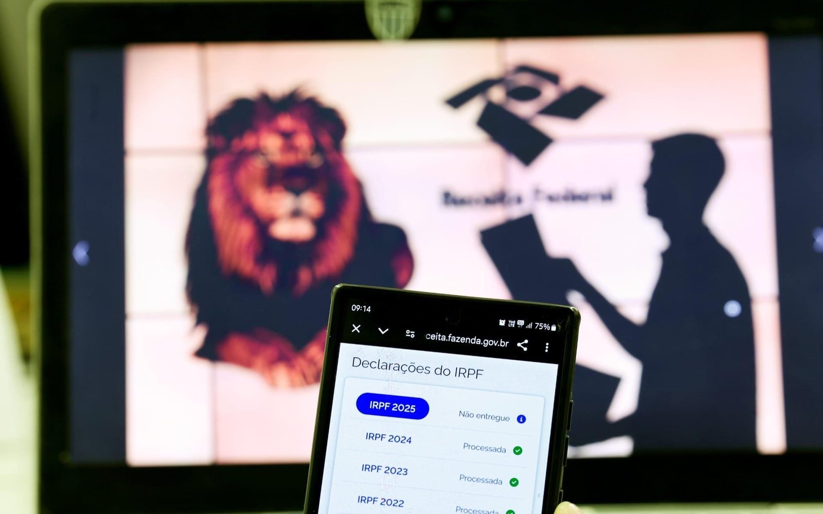 Nova tabela do IR entra em vigor e beneficia trabalhadores; veja o que muda